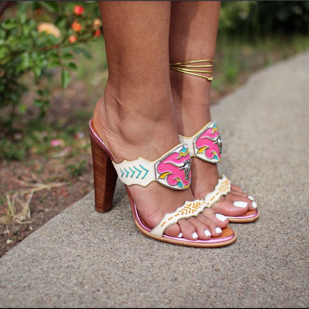 Giuseppe Zanotti Western Buckle Open Toe Heels - Picture 2 of 6